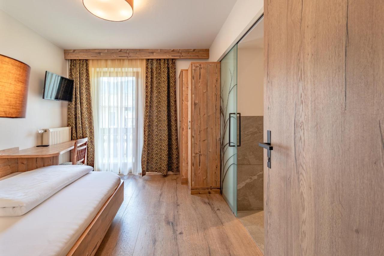 Hotel Christine Gargazzone Dış mekan fotoğraf