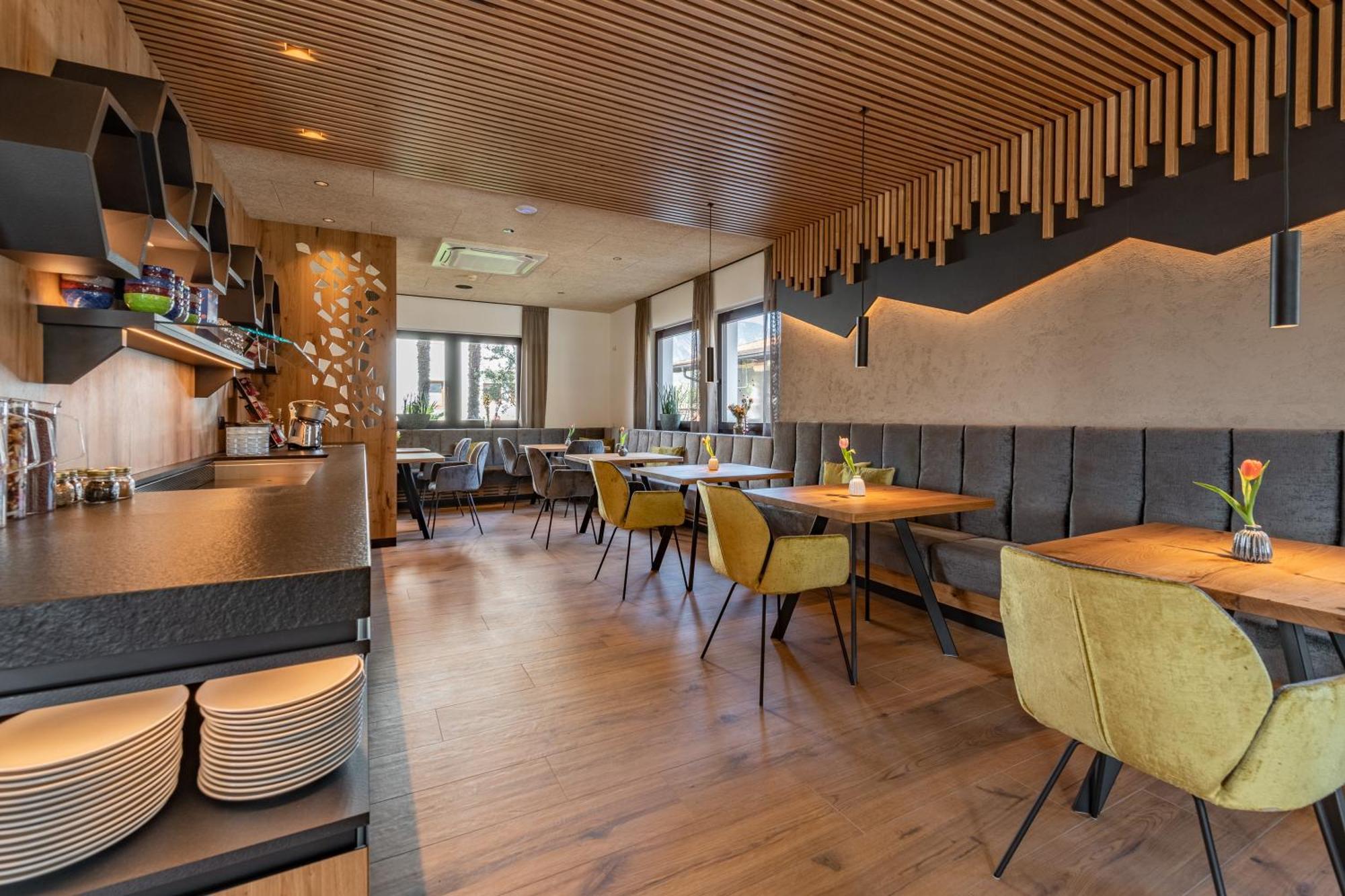 Hotel Christine Gargazzone Dış mekan fotoğraf